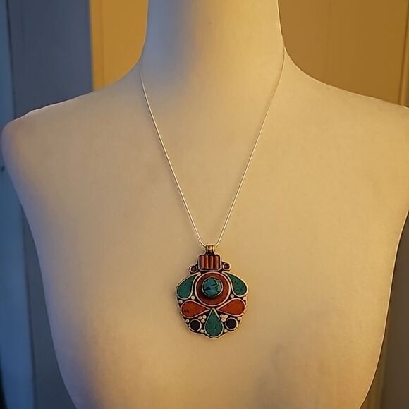 Coral/Turquoise Pendant with chain 20" - Picture 1 of 4